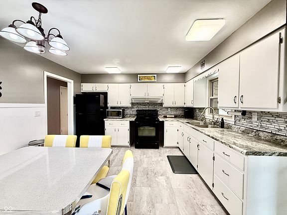 5th image of 1108 Rogers Dr