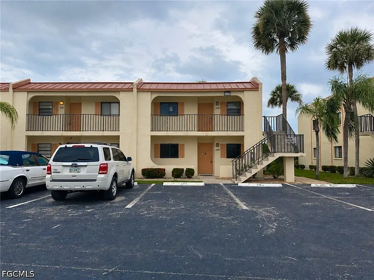 16341 Dublin Cir #105 — Photo 1
