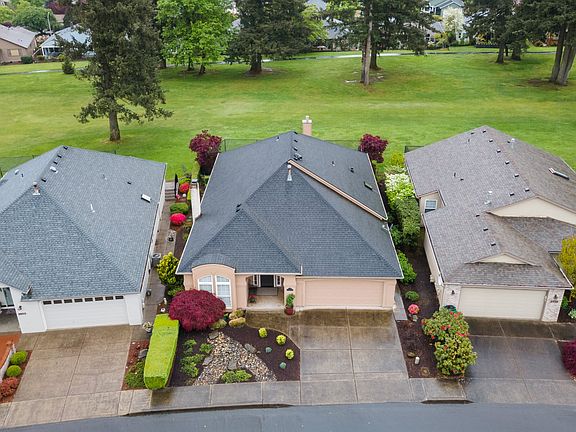 2nd image of 2716 SE Baypoint Dr