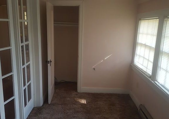 4th image of 811 N 23rd St #1