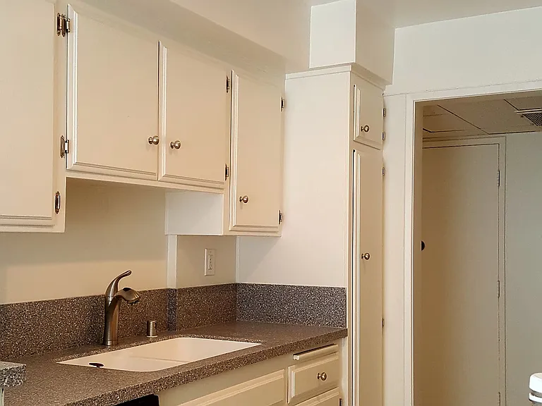 20 5343yarmouth St — Photo 5