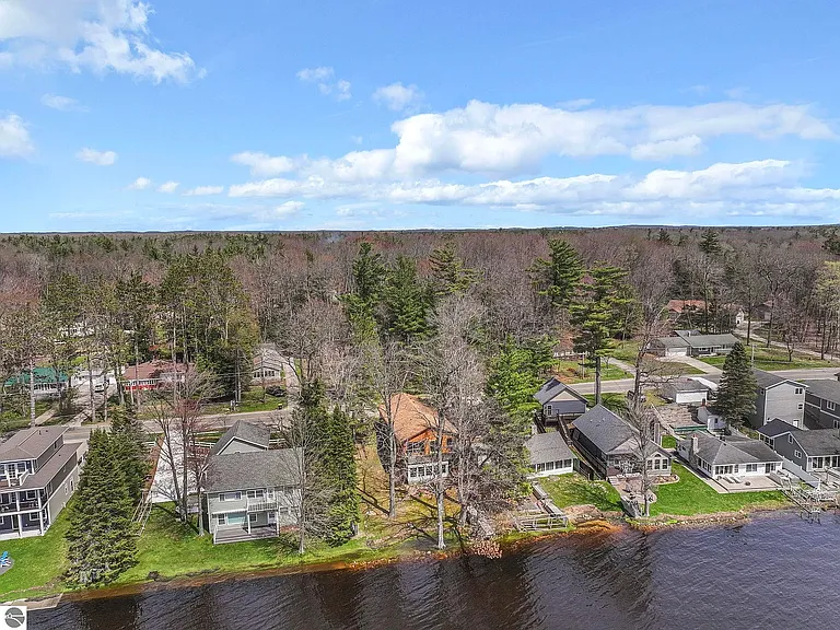 2301 E Lake Mitchell Dr #1 — Photo 4