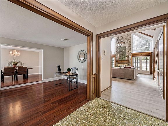 3rd image of 4606 Santiago St