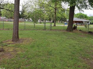 216 S Greenville St, Rector, AR 72461