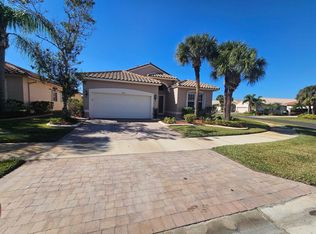 406 NW Springview Loop, Port Saint Lucie, FL 34986