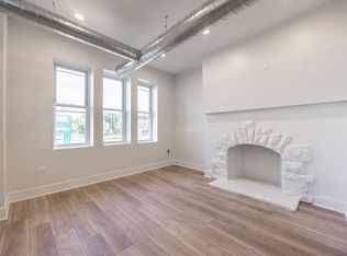 8005 Edgewater Rd #1, Riverside, IL 60546