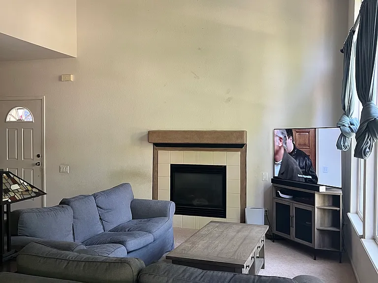 5262 Cornerstone Dr — Photo 7