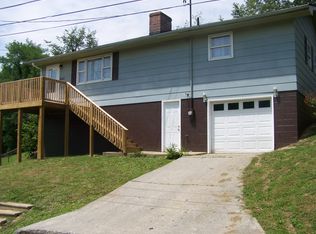 244 Oliver Rd, Scarbro, WV 25917