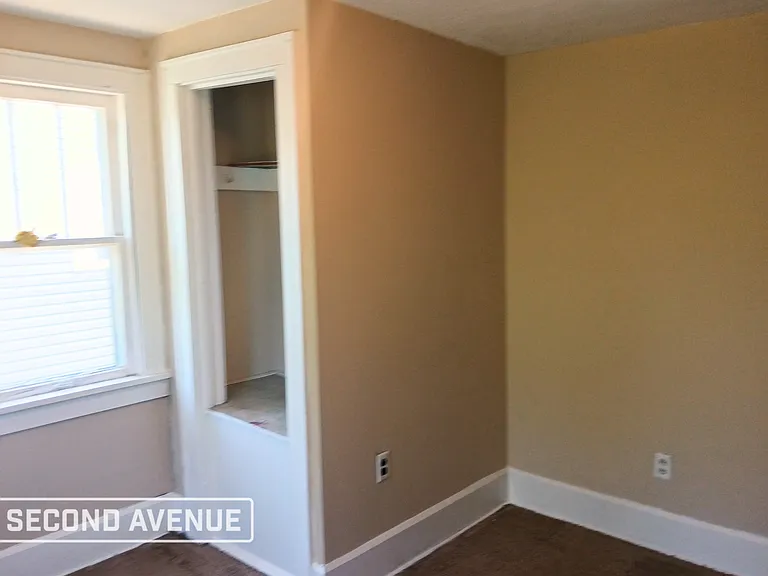 24 E Mapledale Ave — Photo 9