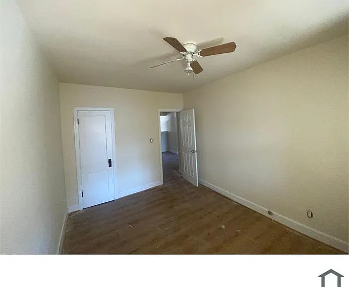 167 35th St NE — Photo 9