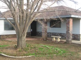 21240 Woodford Tehachapi Rd, Tehachapi, CA 93561