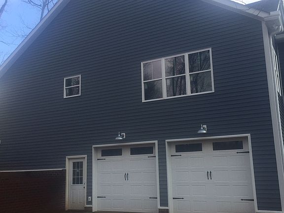 3rd image of 398 Timber Lane Dr
