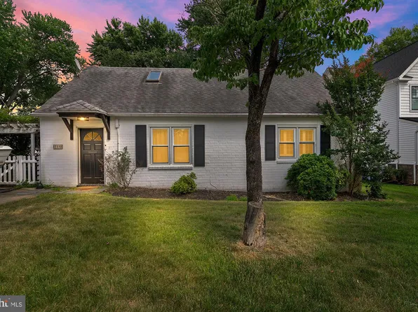 214 Sumner Rd, Annapolis, MD 21401