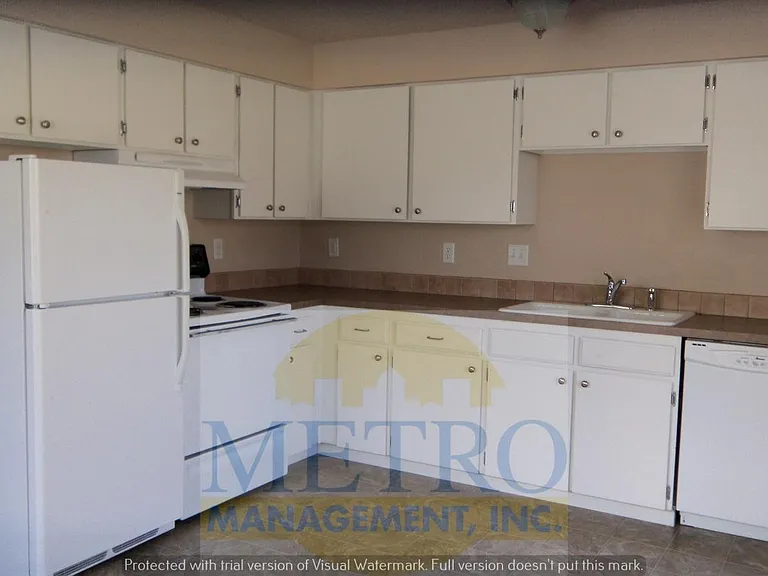 792 S Curtis Rd — Photo 5