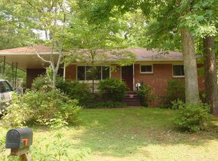 2824 Luther Dr, East Pt, GA 30344