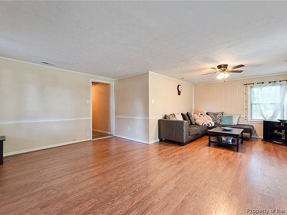 4th image of 200 Kay Ln