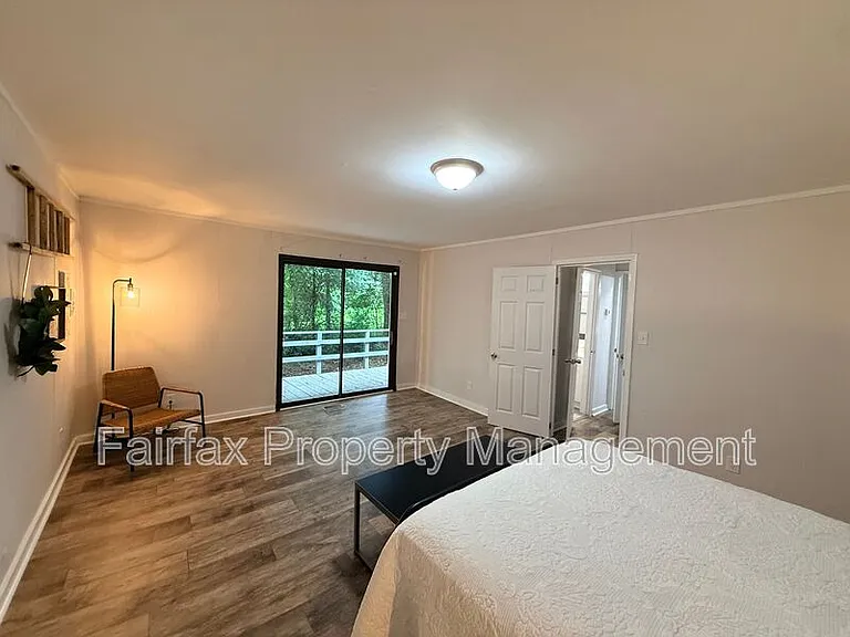 6906 Baywood Dr — Photo 10