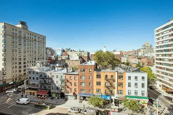 Sold by Town Residential | media 5