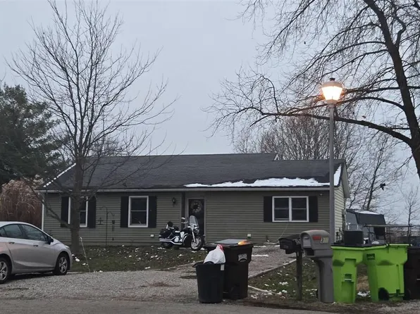320 Shawnee Trl, Frankfort, OH 45628