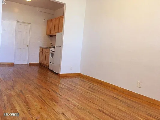 Rented by Corcoran | media 8