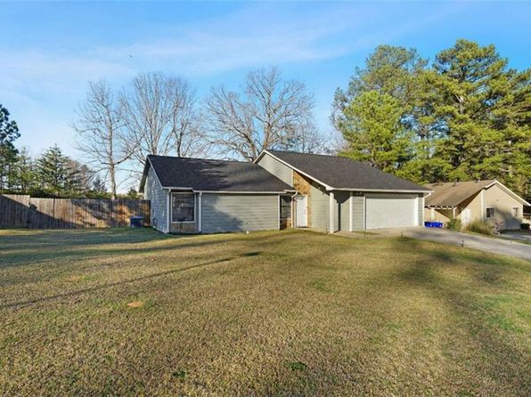 4657 Tartan Ct, Union City, GA 30291