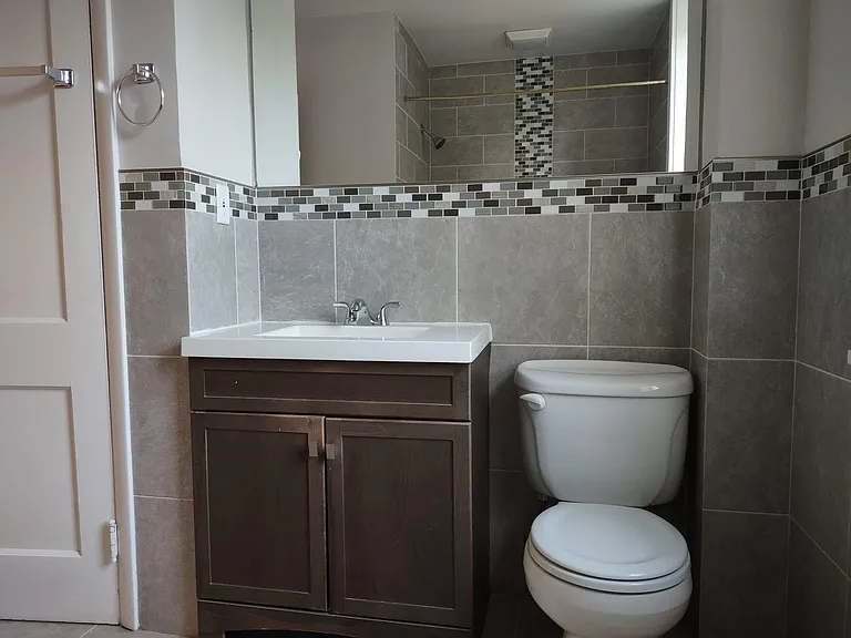 5546 Phillips Ave — Photo 20