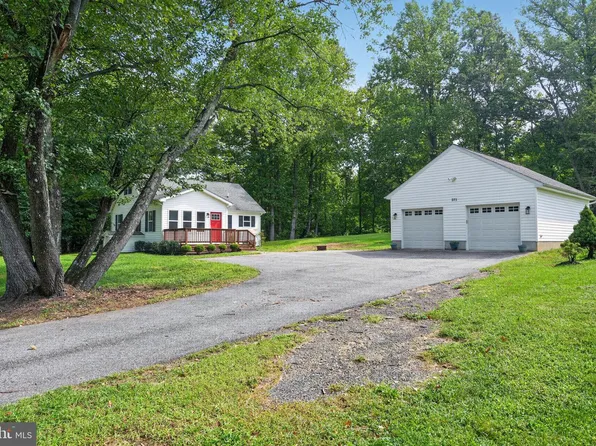 571 Saint Marys Ave, Gambrills, MD 21054