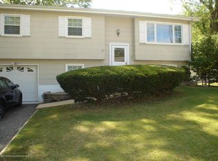 5 Dogwood Dr, Jackson, NJ 08527
