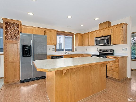 5th image of 14603 85th Avenue Ct E