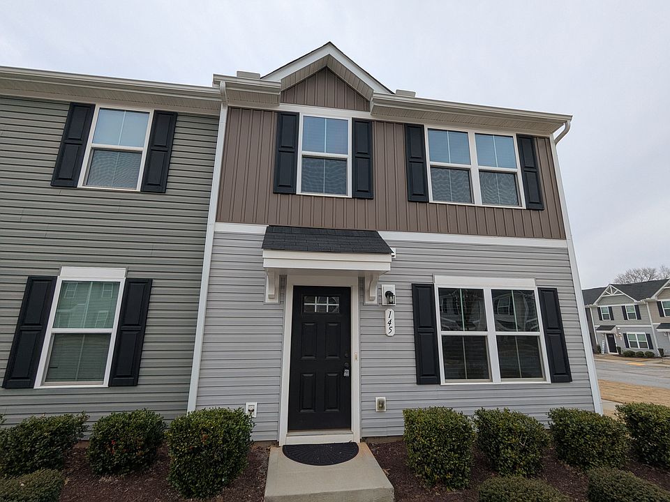 1st image of 145 Fernside Ct