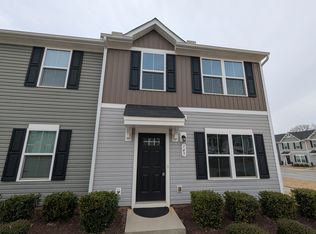 145 Fernside Ct, Greenville, SC 29617