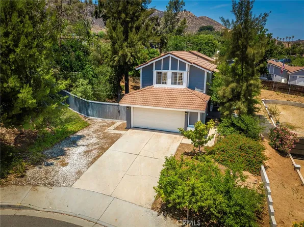 11359 Dole Ct, Riverside, CA 92505