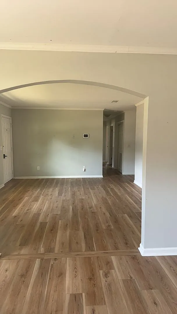Coming Soon- 210 Chinook — Photo 3