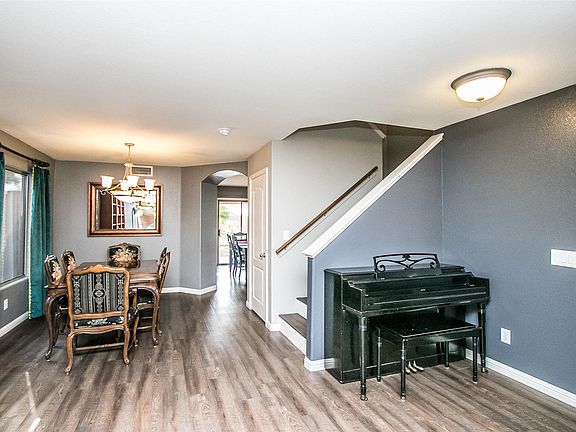 4th image of 2630 N 112th Ln