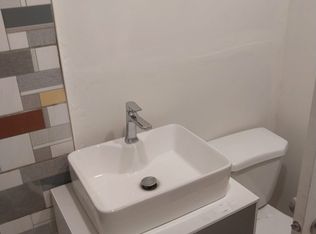1071 Southcote Rd, Hamilton, ON L9G3L1