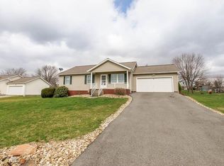 21 Beth Dr, Fairchance, PA 15436