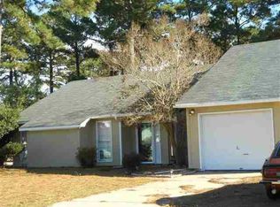 2065 Hunters Ridge Dr, Midway Park, NC 28544