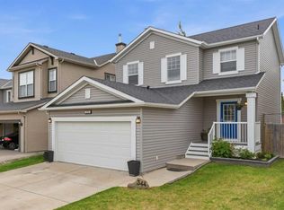 344 E Sagewood Pl SW, Airdrie, AB T4B3M8