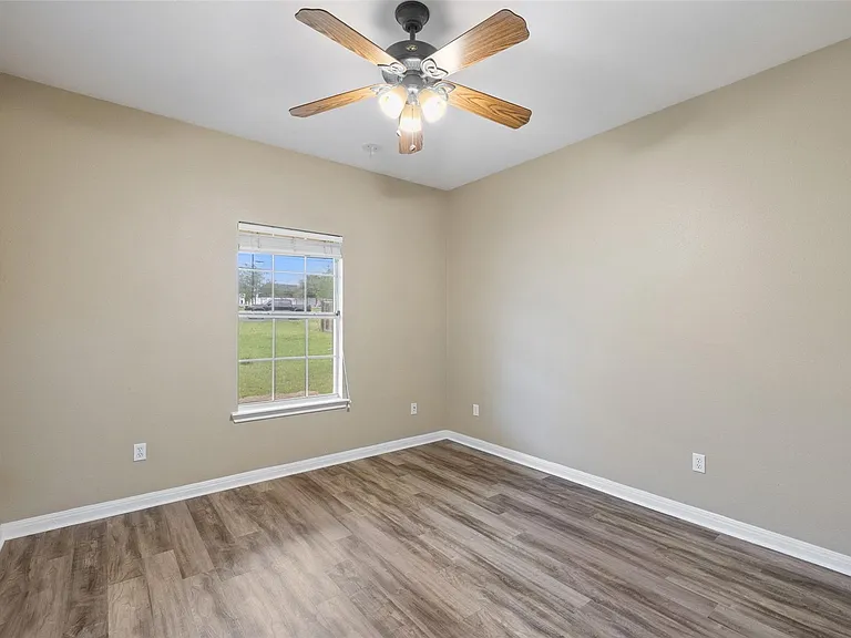 1301 S Quinlan Park Rd — Photo 20