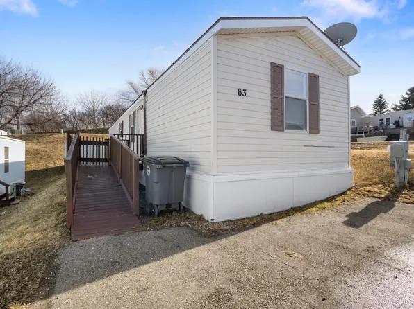 1500 18th St SW Lot 63, Minot, ND 58701