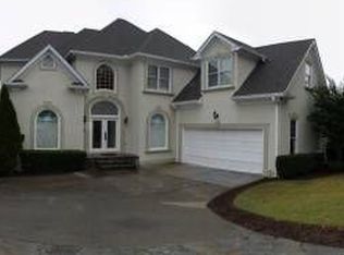 865 Club Chase Ln, Roswell, GA 30076