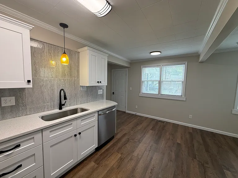 312 Aden St #2 — Photo 7