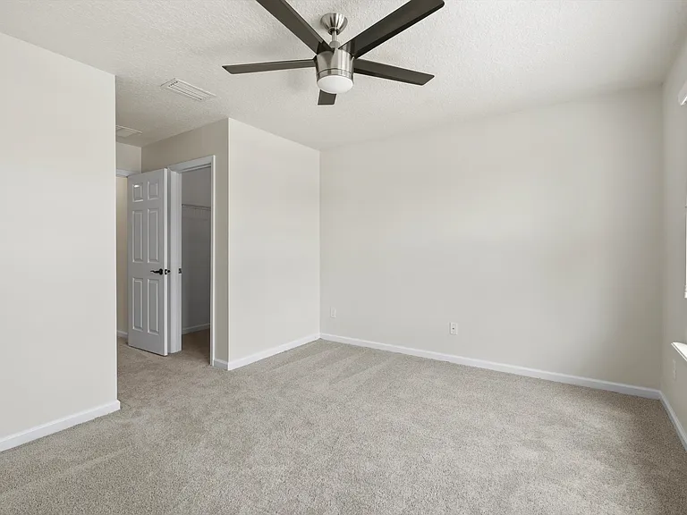 3851 Aubrey Ln — Photo 12