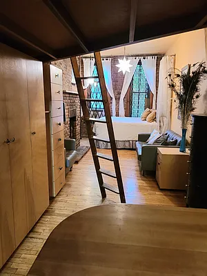 Rented by Corcoran | media 13