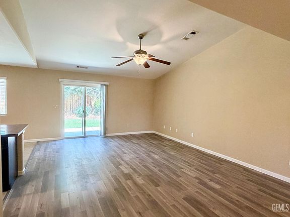 4th image of 5814 Ashintully Ave