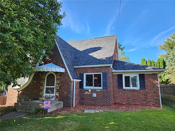 3rd image of 214 W Northview Ave