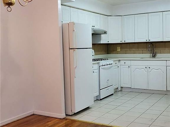 4th image of 141-33 84th Dr #3