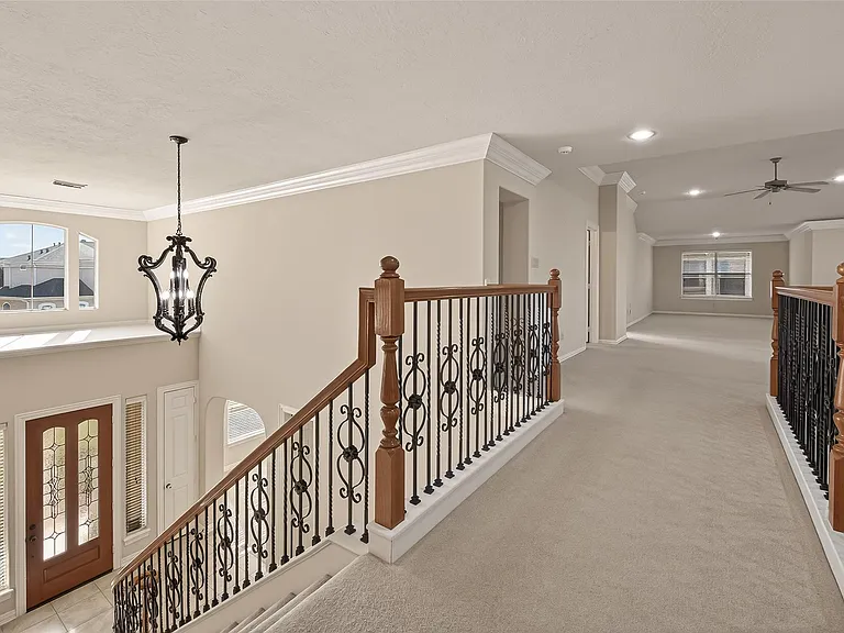 2210 Bywater Dr — Photo 23
