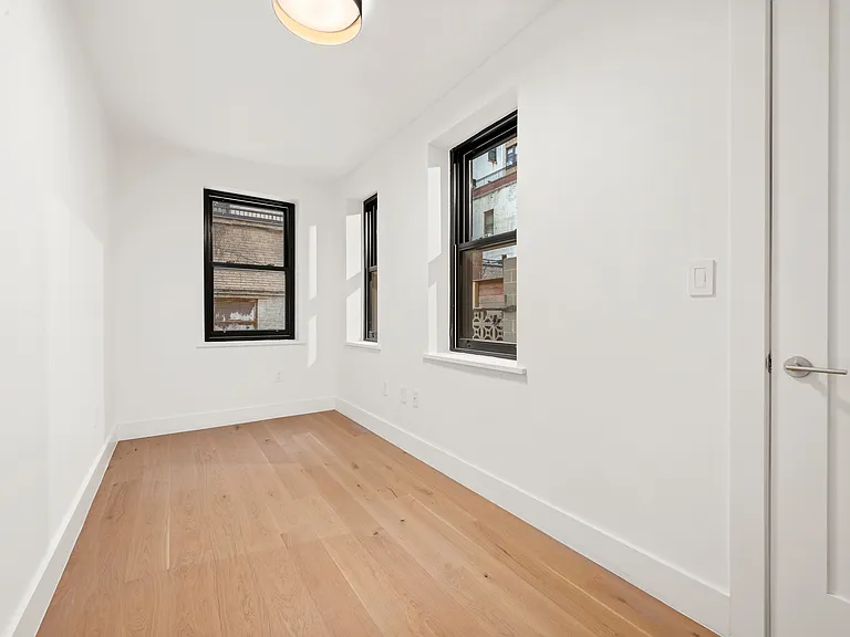 268 W 73rd St #2B — Photo 5