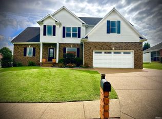 10055 Neenah Dr, Newburgh, IN 47630